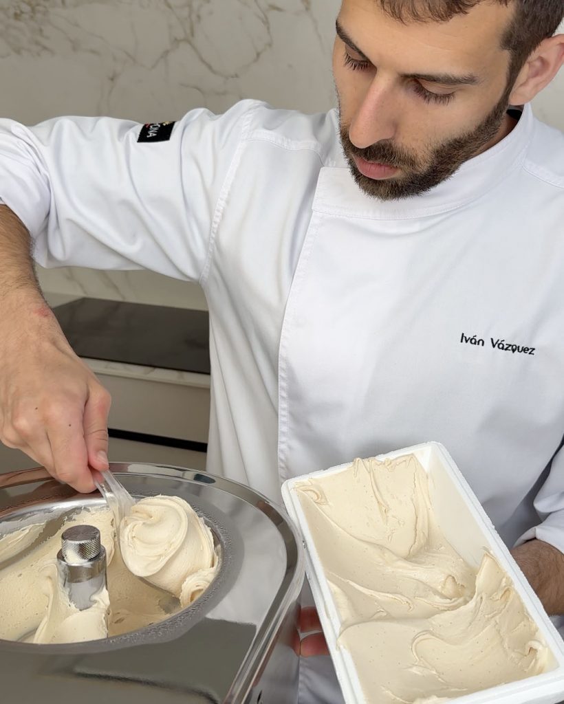 PAC heladería espatulabilidad y textura del helado siendo servido.